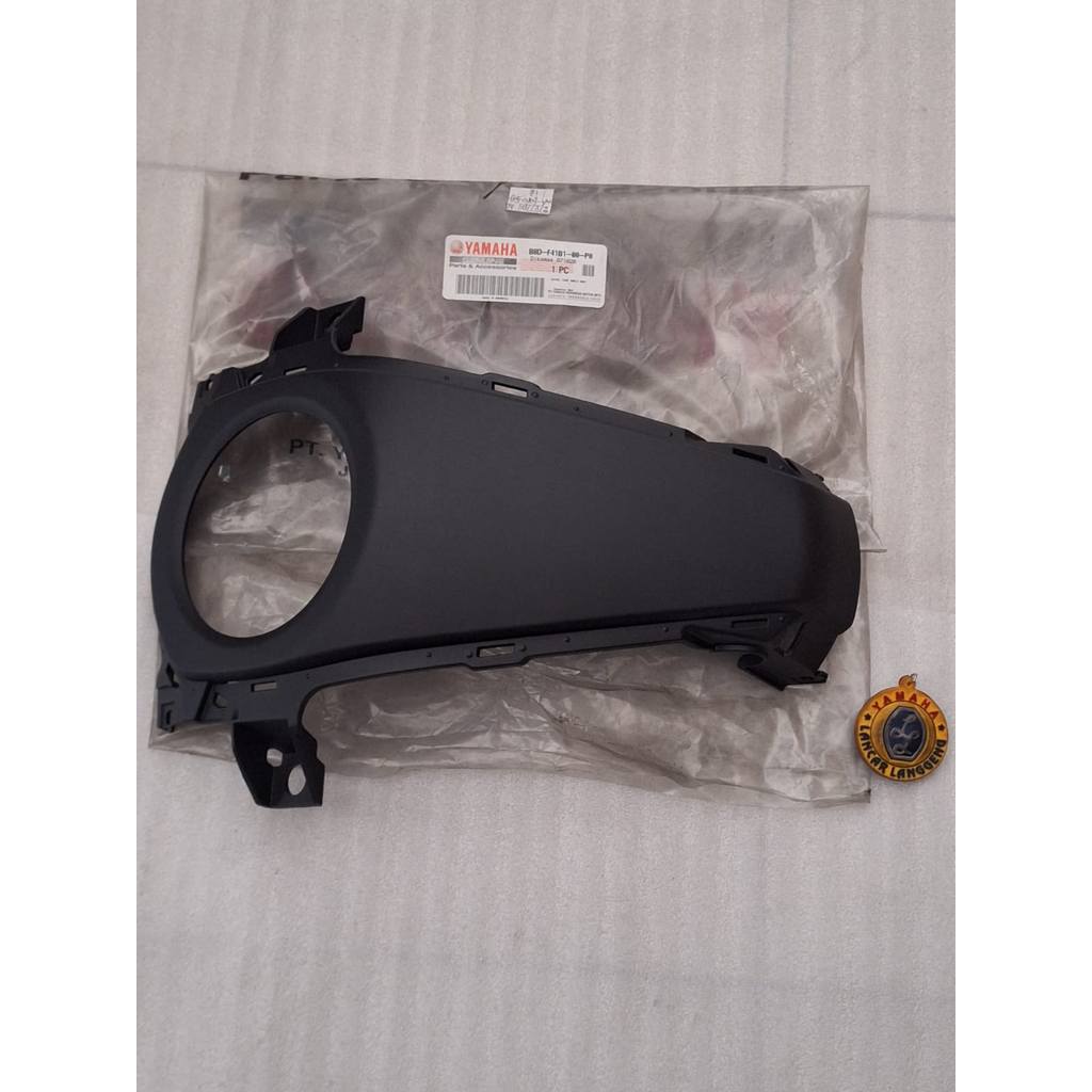 COVER TANK / COVER TANGKI TENGAH YAMAHA MT15 HITAM ORIGINAL YGP B8D-F41B1-00-P0