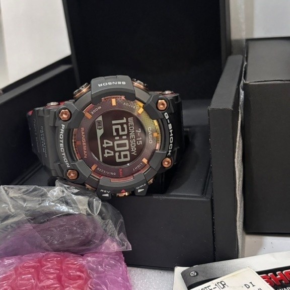 JAM TANGAN GSHOCK GPR-B1000 MAGMA