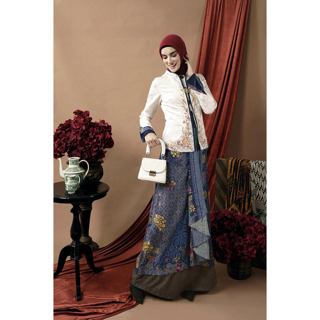 Tuneeca Gamis Batik Sasmita T-0726009 By TUNEECA DJENARA