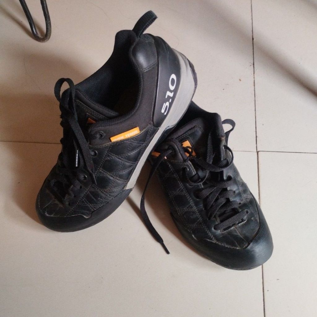 five ten guide tennie size 40