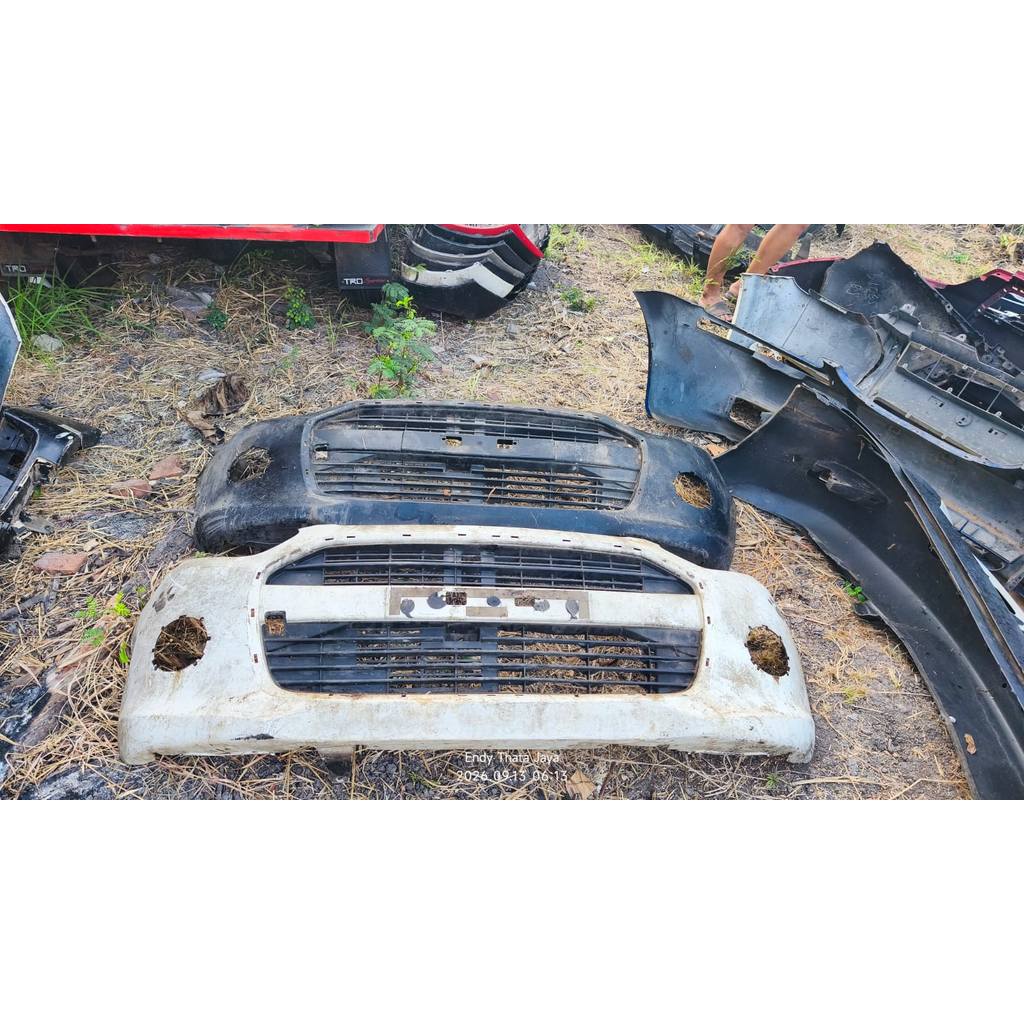 bumper depan Ayla 1000 cc Bemper bekas ayla