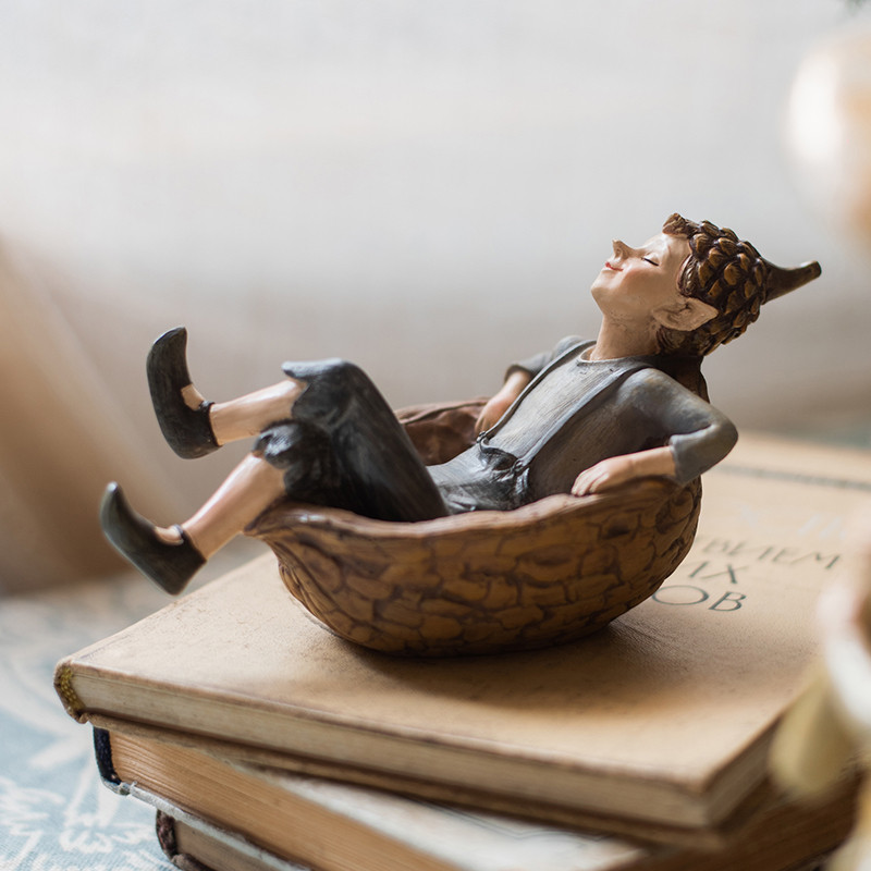 Cute Cartoon Fantasy Forest Elf Resin Craft Ornament, Living Room TV Cabinet Bedroom Balcony Garden 