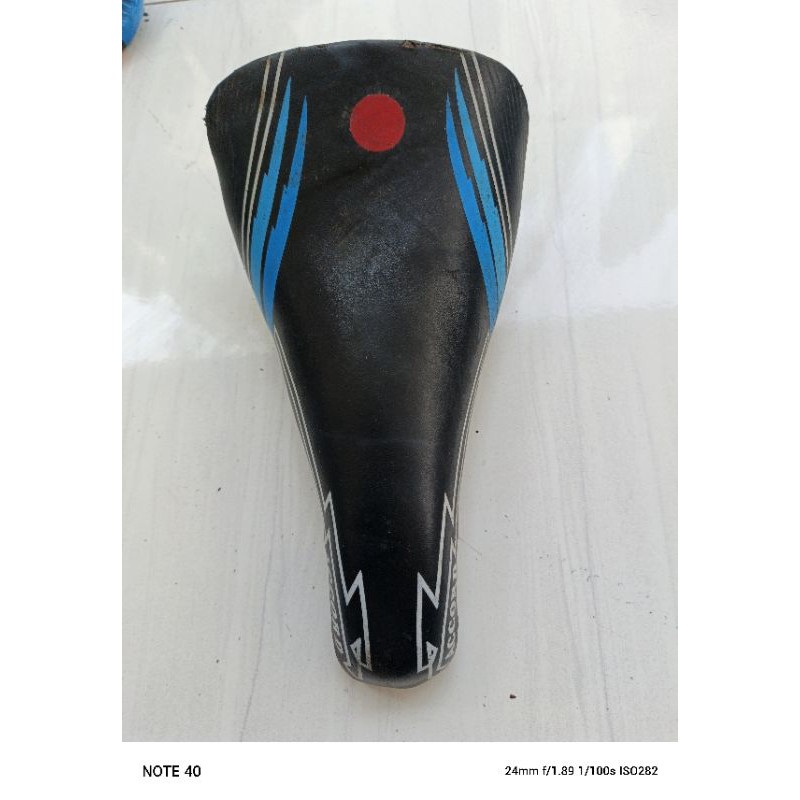 sadel sepeda bmx jadul merk accord antiq