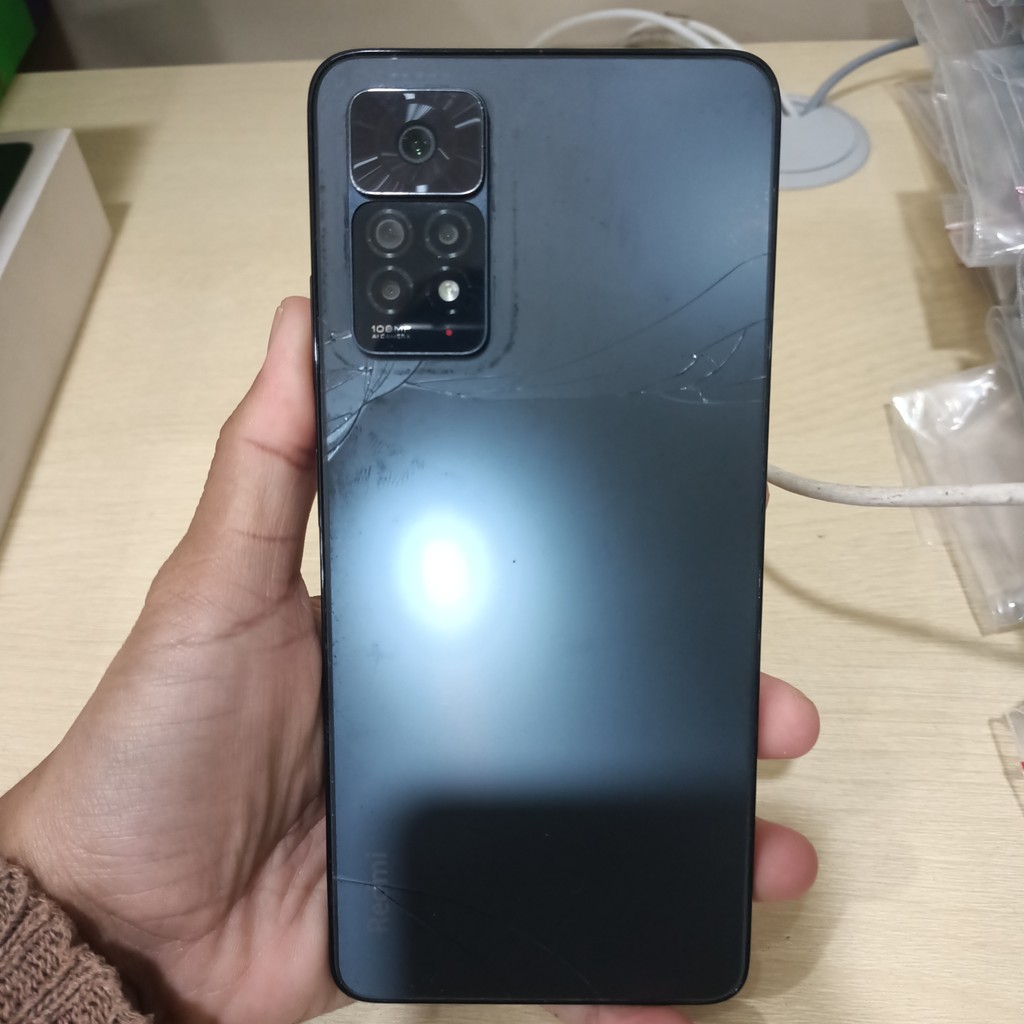 Handphone Xiaomi Redmi Note 11 Pro Ram 8/128GB ( Batangan, Cek Minus 5 ) 931863