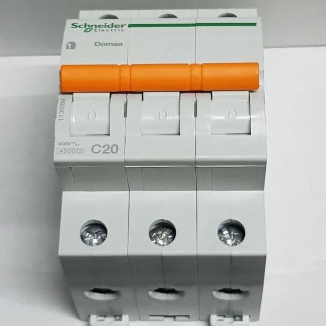 MCB Domae Schneider 3P 20A 20 A / MCB Schneider Domae 3Phase 20A