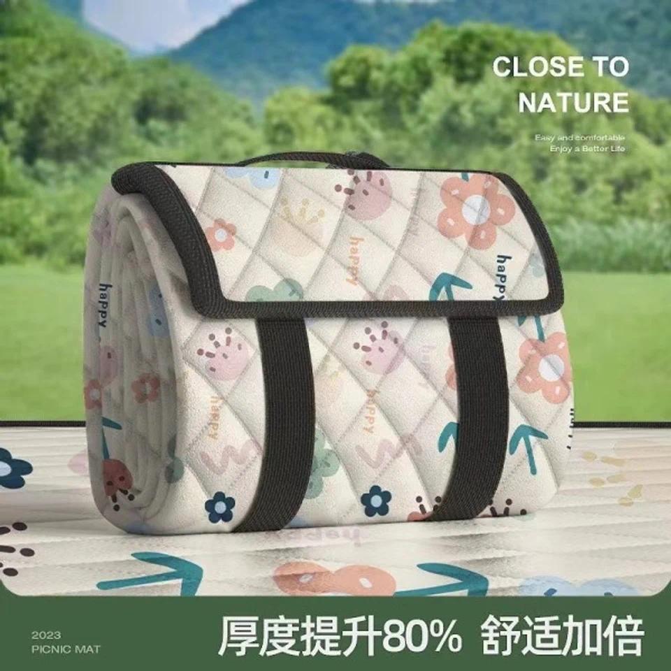 Extra  Picnic Mat Outdoor Camping Picnic Spring Outing Moistureproof Mat Waterproof Picnic Mat Beach