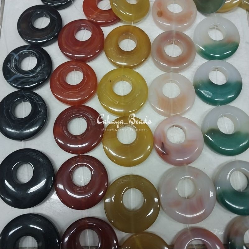 Liontin Batu Alam Giok Manau Donat