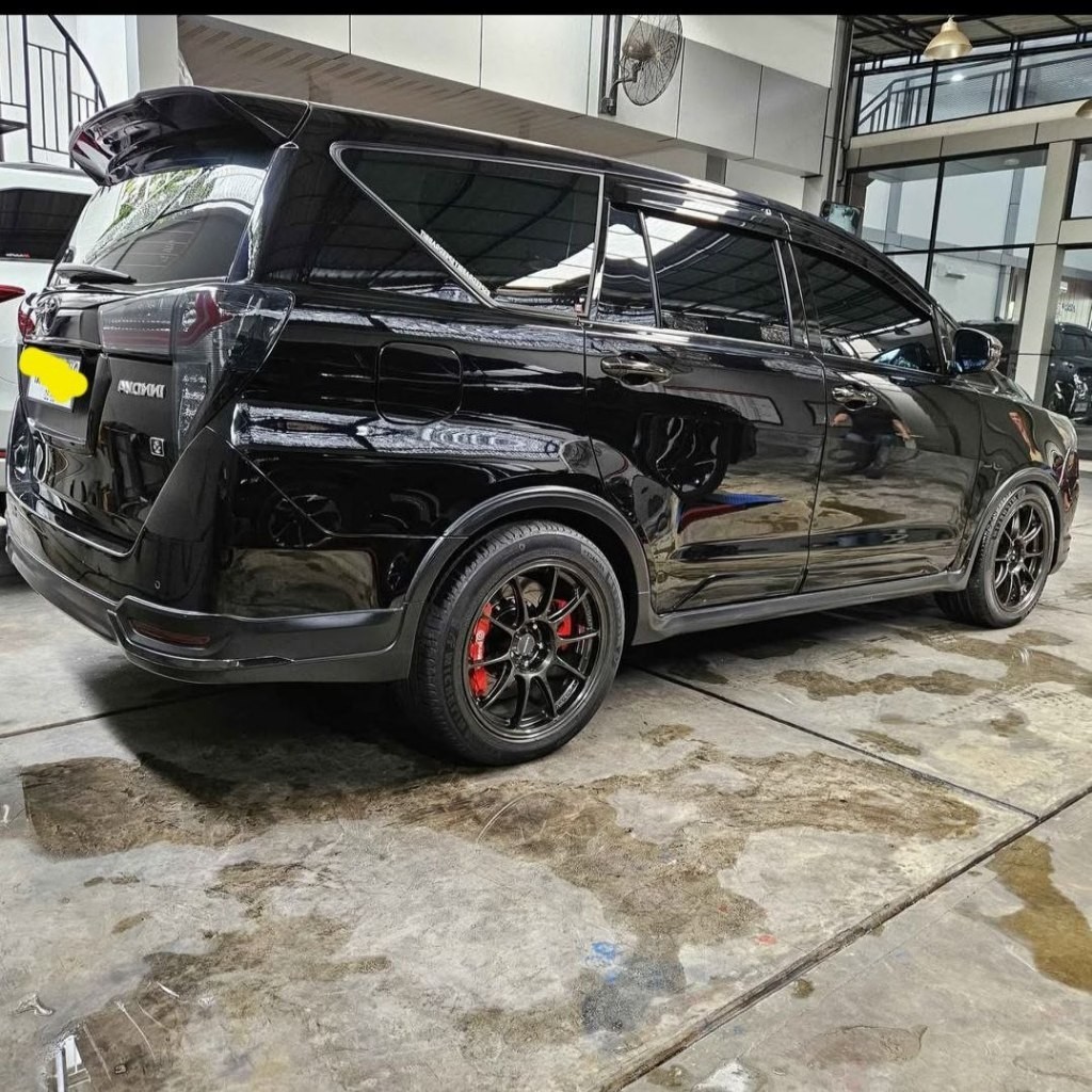 body kit innova Bodykit kijang Innova reborn venturer 2021-2025 body kit venturer