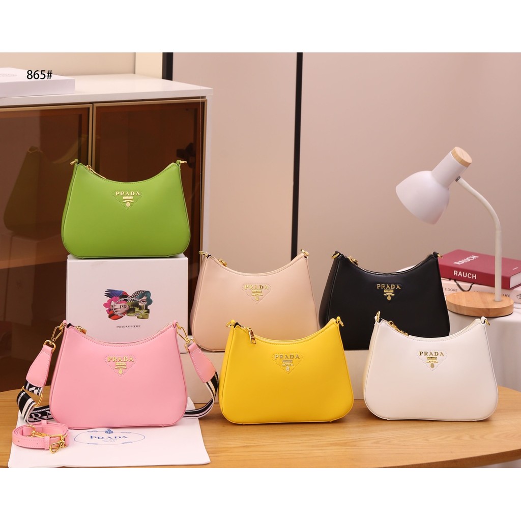 Tas Wanita #865 Saffiano Mini Shoulder Bag In Leather Quality :Semi Platinum Ukuran :25x8x15Cm Bahan