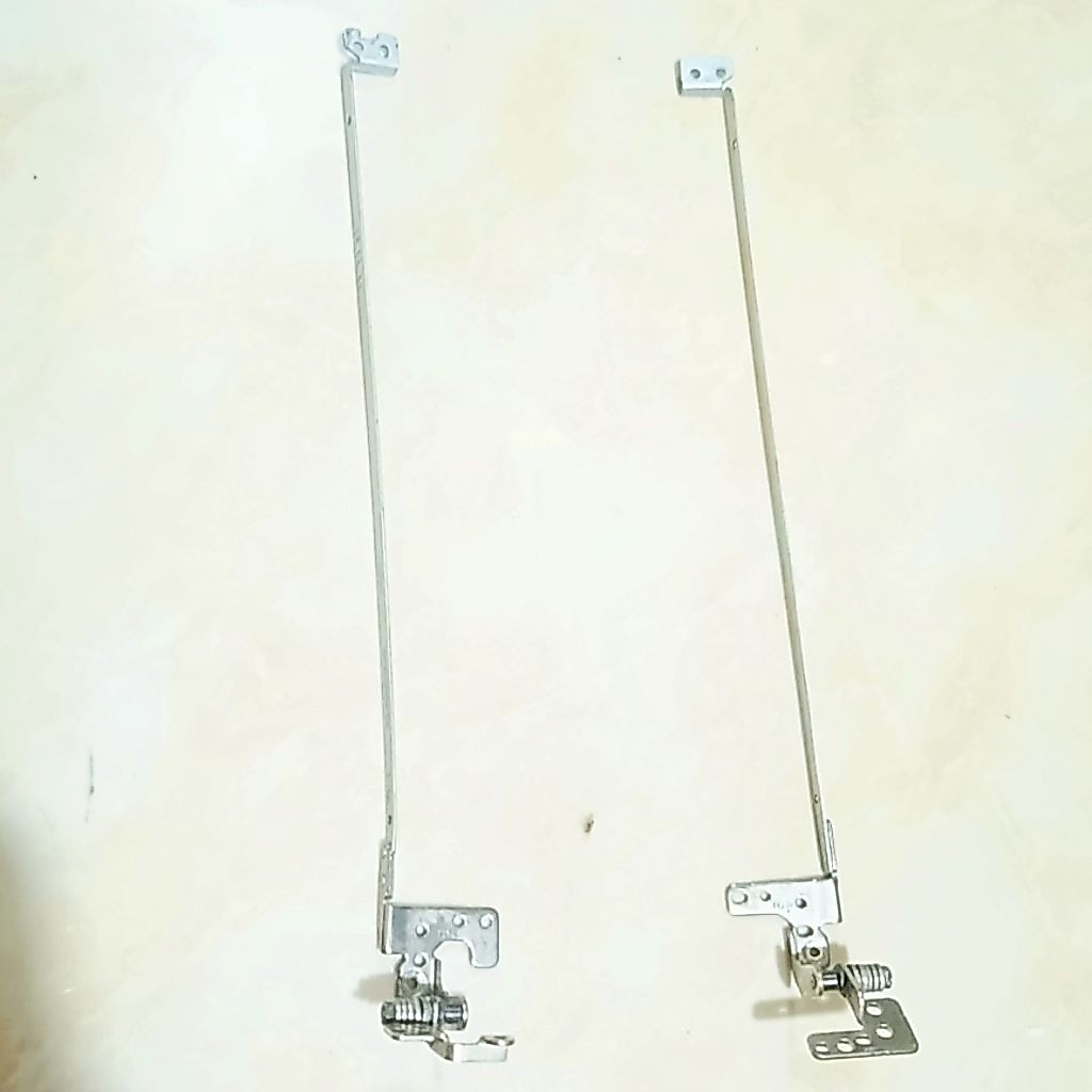 Engsel Laptop Sony Vaio PCG -61911W