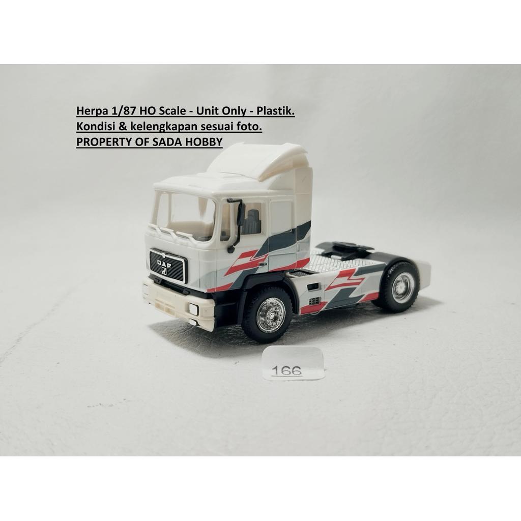 Miniatur Truk Herpa 1/87 DAF 19-422 2 Axle Tractor Austria Putih HO Scale Unit Only