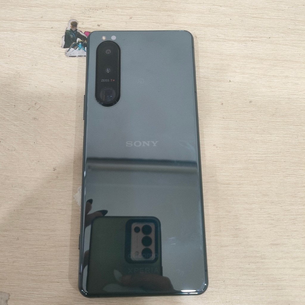 Handphone Xperia 5 III Inter Ram 8/128Gb (Batangan, cek minus 2253)432366