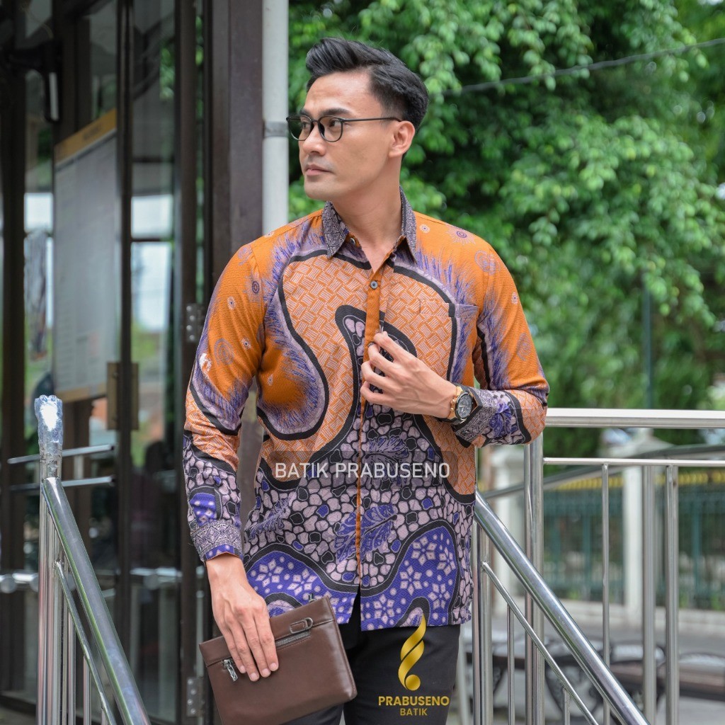 Batik Prabuseno - Batik Pria Lengan Panjang Dobby Reguler Motif Brajamas