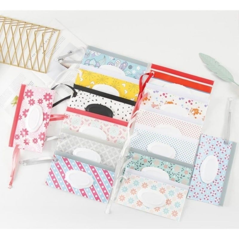 Tissue Pouch / Tempat Masker /Kantong Tisu Basah Kering Bayi / Baby Facial