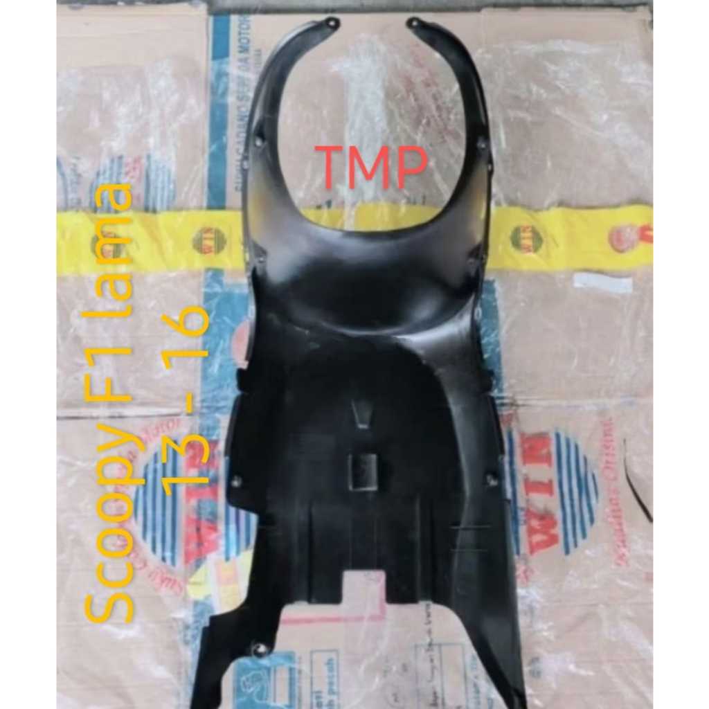 Tahanan Lumpur Depan / Cover Dek Depan Bawah / Panel Depan Bagian bawah Scoopy FI / FI ESP  / 2013 -