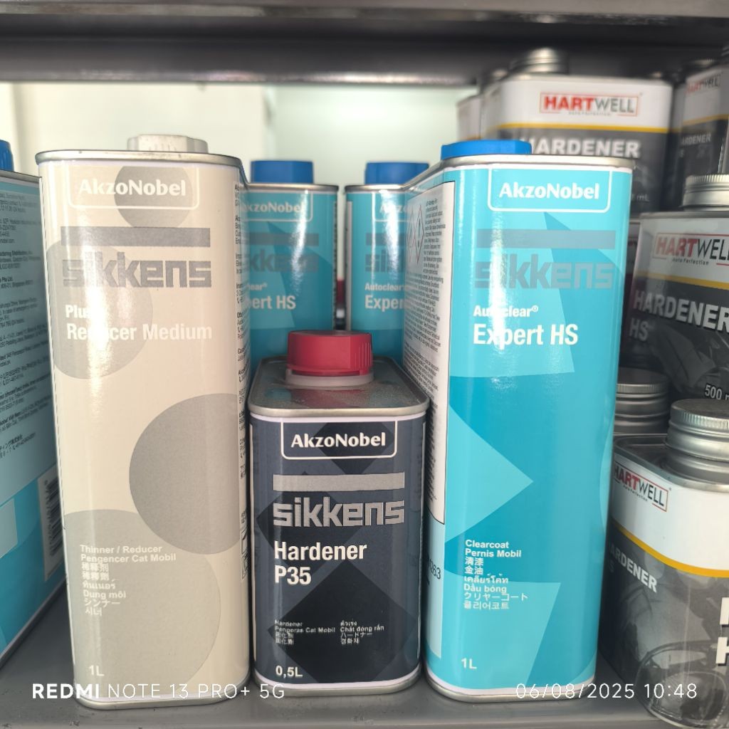 Clear Sikkens Hs  Expert Autoclear Sikkens Hs 1.L Hardener P35 0.5L Thiner medium 1.L     Berkualita
