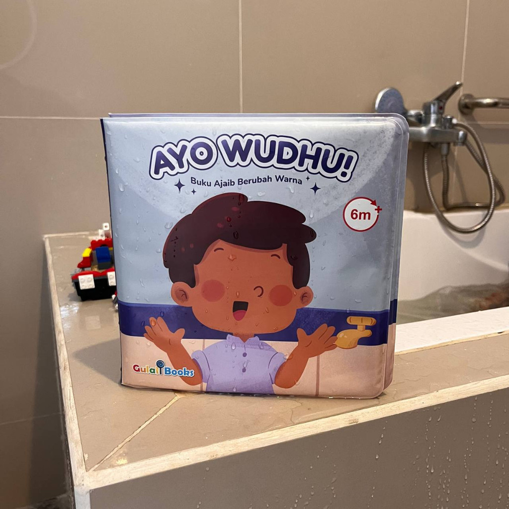 Buku Bantal Bayi Ajaib Berubah Warna - Ayo Wudhu