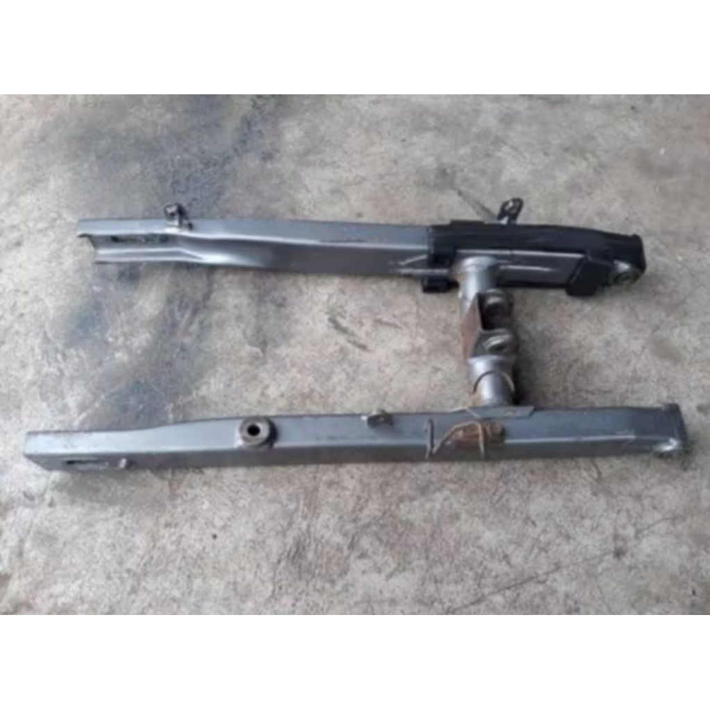 sasis swing arm lengan ayun Yamaha Jupiter MX NEW 135 50 C original seken copotan