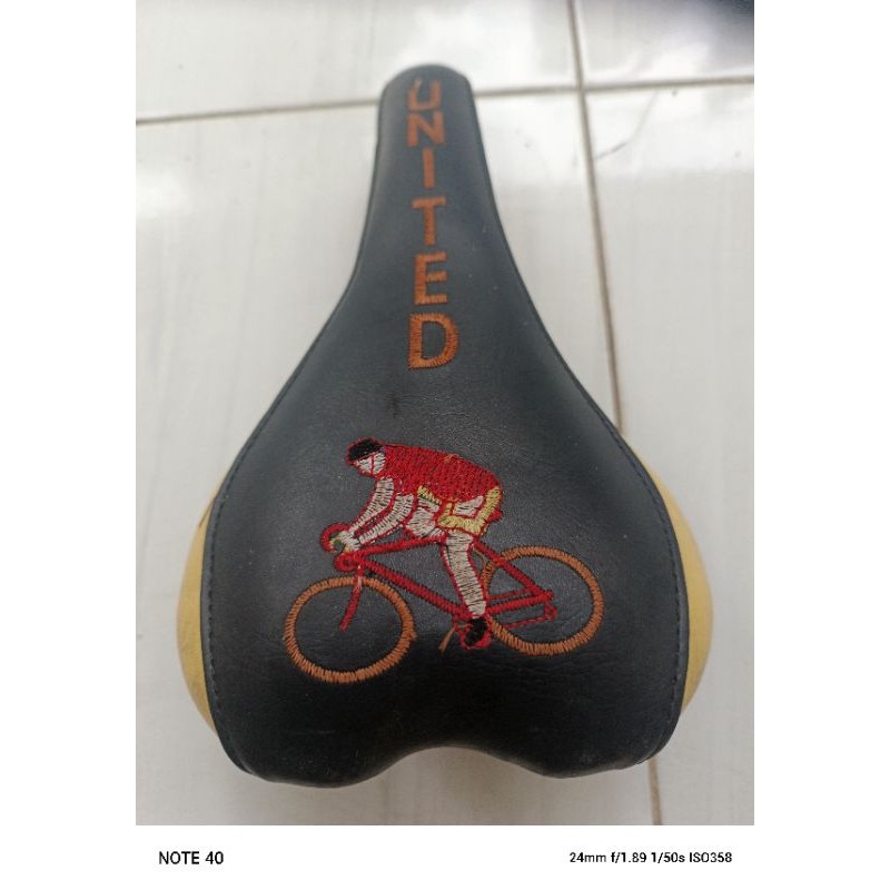 sadel sepeda bmx 20 merk united jadul nos
