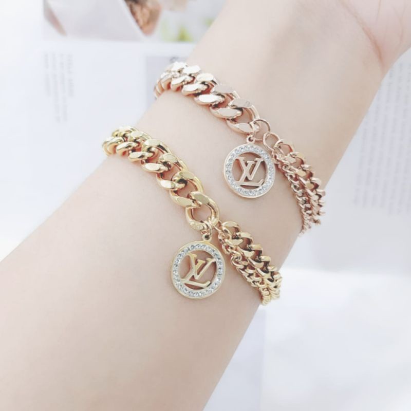 Gelang tangan rantai liontin model LV grosir