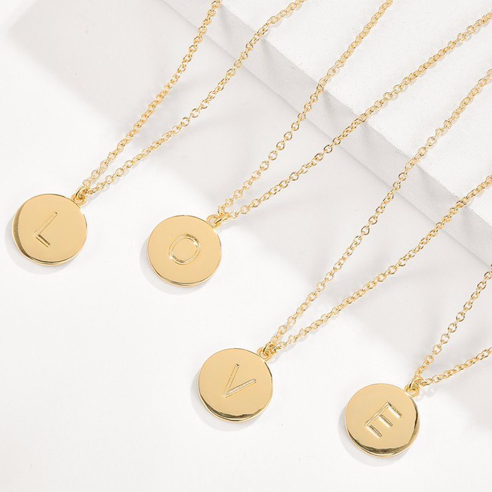 Glamorousky Fashion Liontin Huruf P Bulat Berlapis Emas Sederhana dengan Kalung – Perhiasan Wanita M