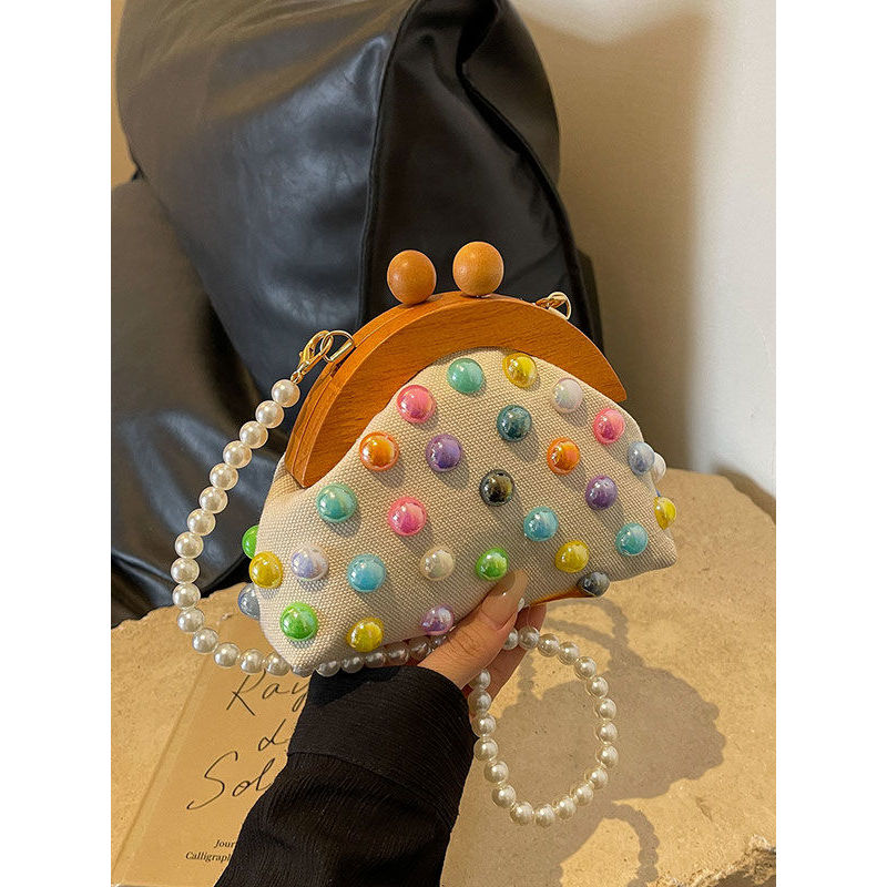 Tas mini, tas wanita, tas kain, tas tas tas mutiara, tas cangkang tangan yang lucu.