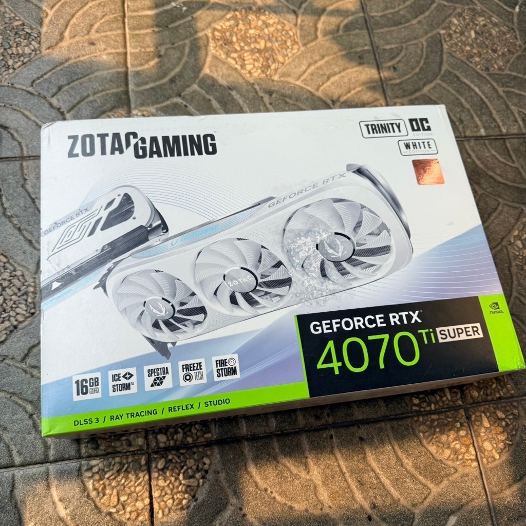 zotac rtx 4070 ti super - second like new garansi resmi