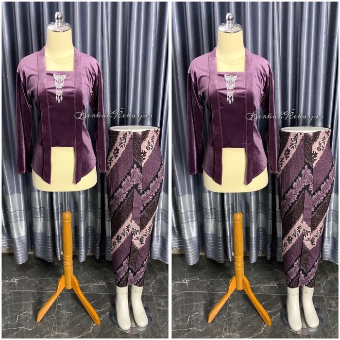1 Set Kebaya Kutu Baru Ungu Taro + Jarik Plisket kebaya  1 set - Kebaya + Jarik, S
