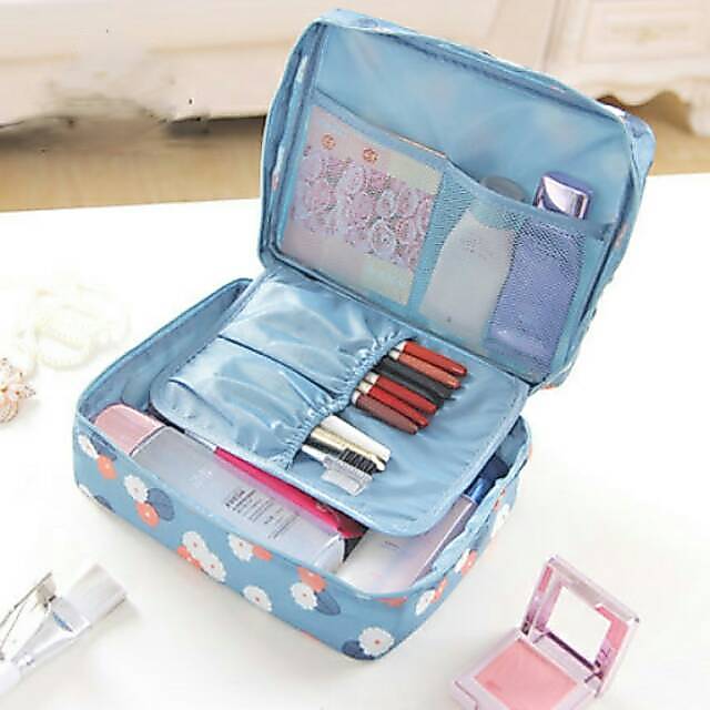Tas Makeup / Tas Kosmetik / Tas Traveling / Tas Perlengkapan Mandi