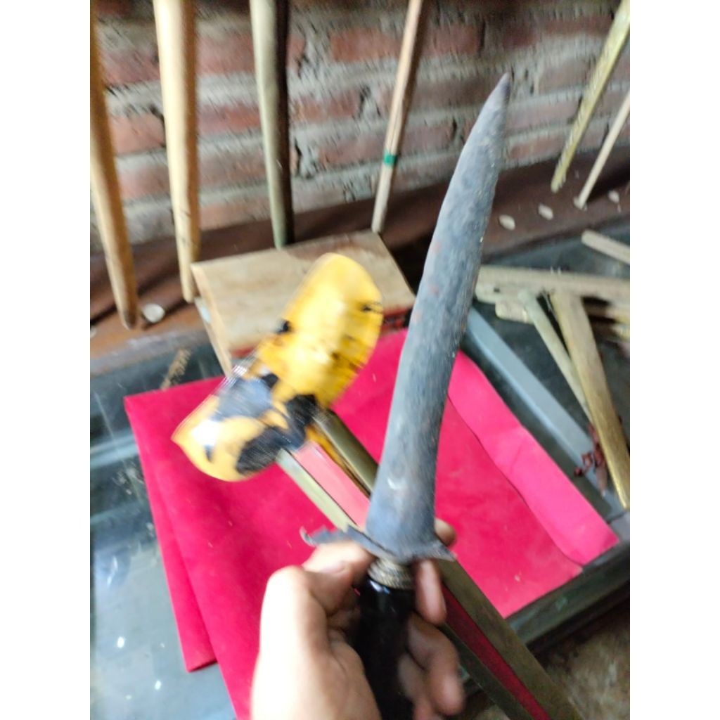 Keris Lajur Cundrik Kuno Sepuh Corokan Warangka Gayaman Solo Pelet Loreng Macan