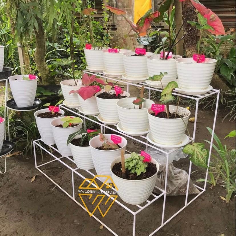 RAK BUNGA SUSUN BESI TINGKAT 3 / RAK BUNGA MINIMALIS / RAK POT BUNGA SUSUN BESI Putih Plastik