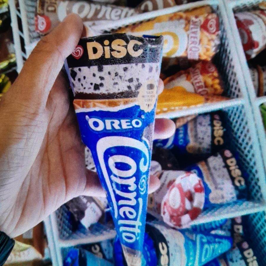 Wall's CORNETTO Ice Cream Walls Es Krim Rasa OREO Cookies & Cream