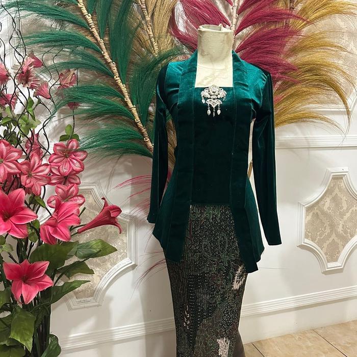 Kebaya bludru kutubaru /kebaya wisuda/tunangan/kebaya saja Baju Dress - M, Hitam