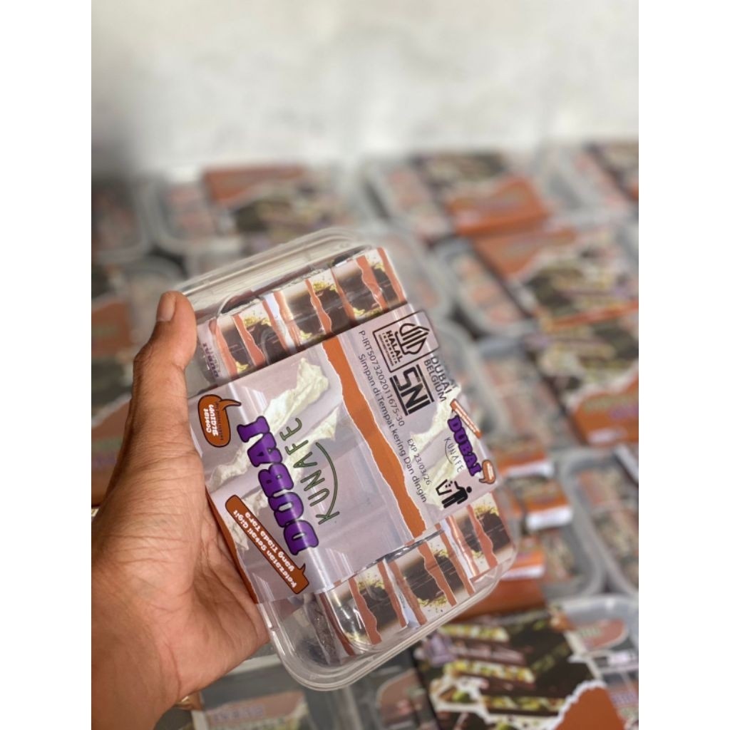 1DUS coklat dubai cube isi 23BOX BY RAYYA / coklat dubai pistachio kunafa by rayya / cokelat dubay i