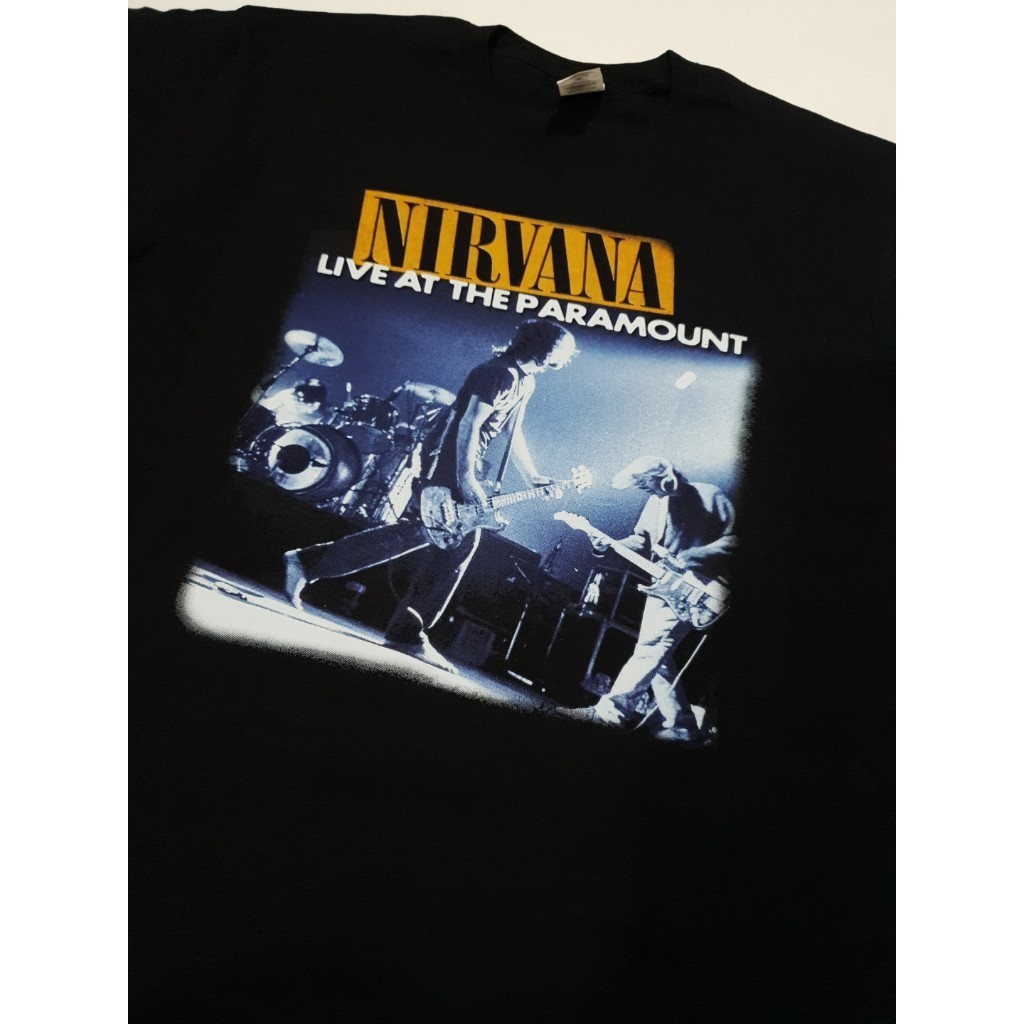 Kaos Band Grunge Rock Legend Nirvana Live At Paramount - NIRV25 BK 7SU