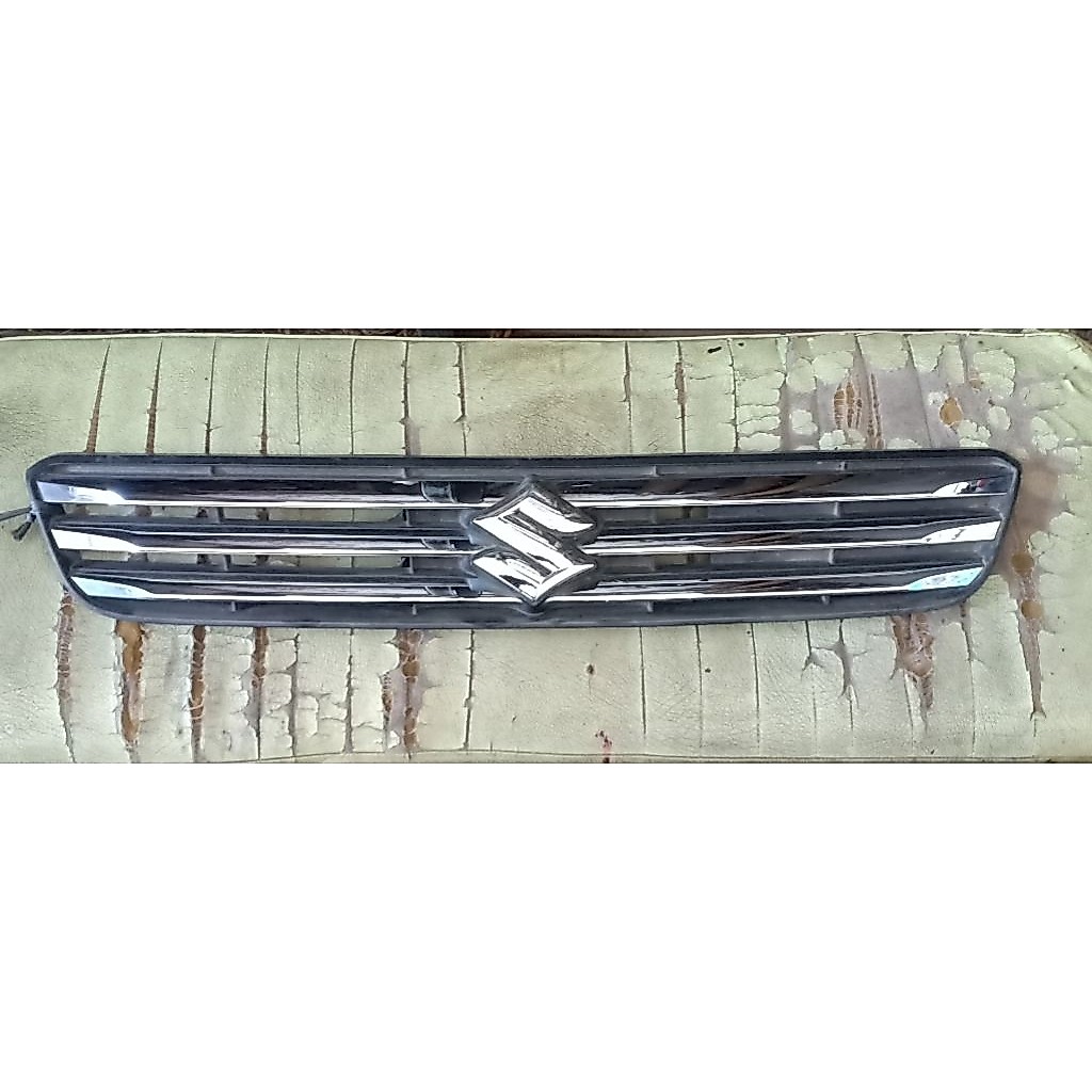 grill Suzuki Ertiga 2012-2014 original