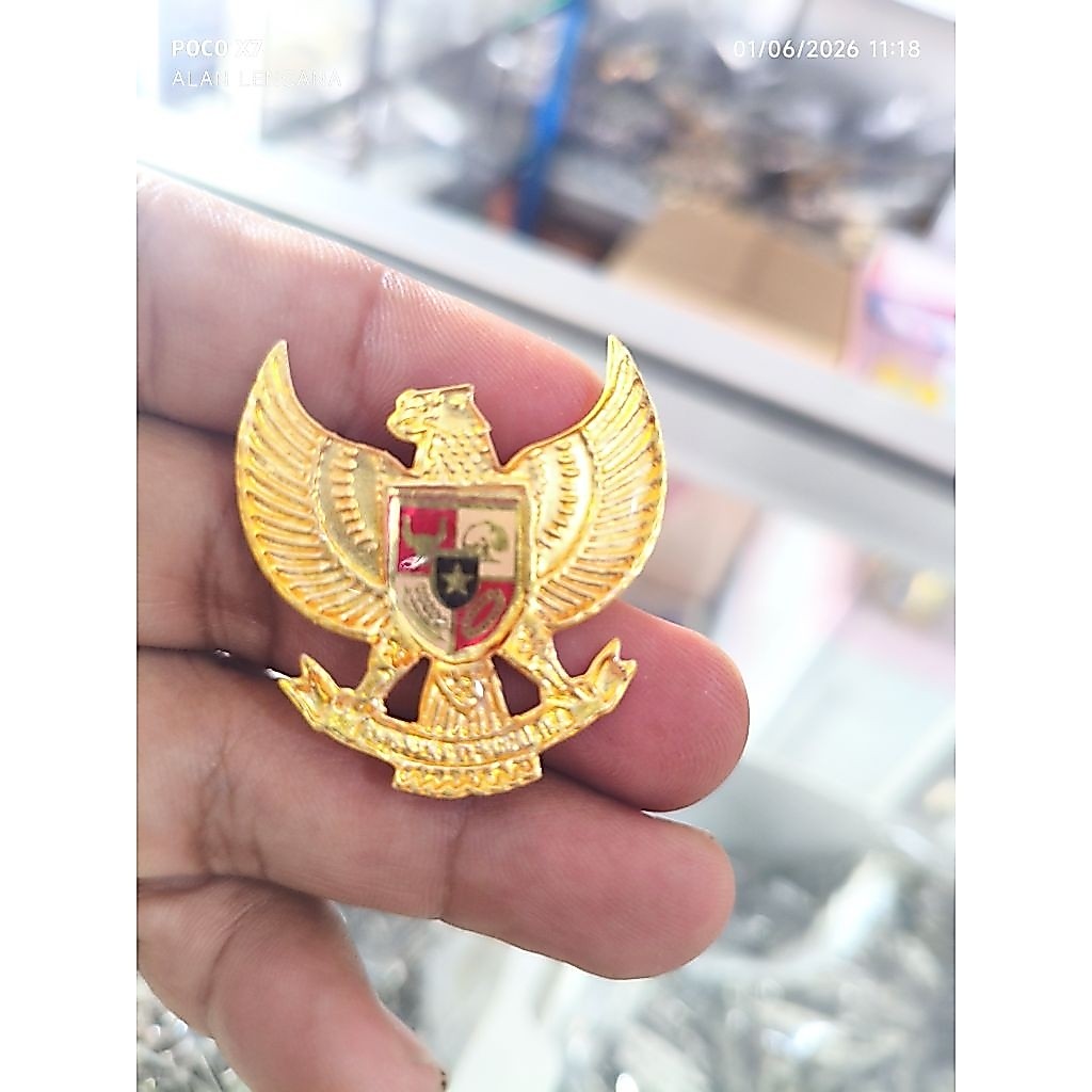 PIN GARUDA RESIN 2.5 CM .3CM .3.5 CM.4CM.