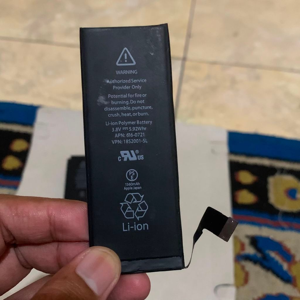 Batre Iphone 5s / 6g / 6s original copotan kondisi gambling