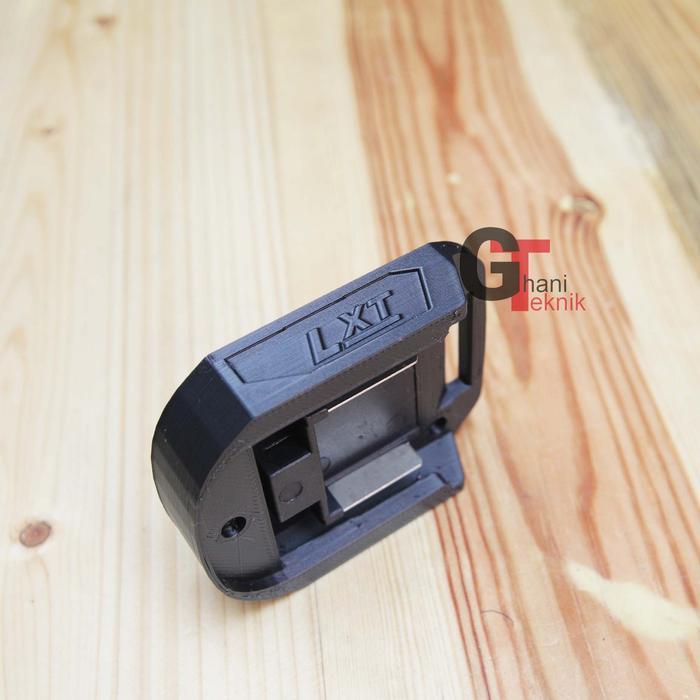 Adapter baterai LXT makita - Hitam