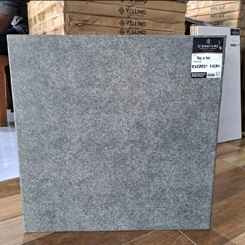 keramik Mulia 50x50 Everest nero