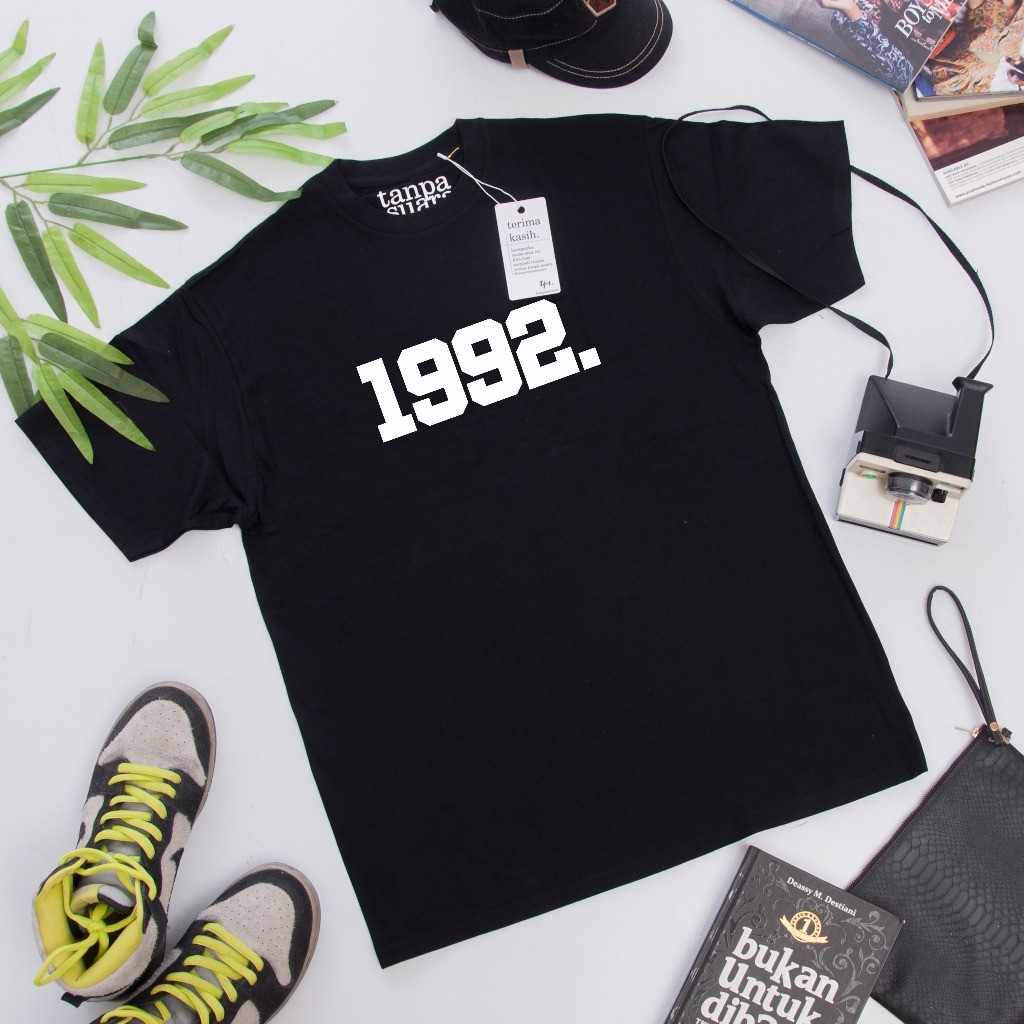 Kaos Tahun 1992 Cotton T Shirt