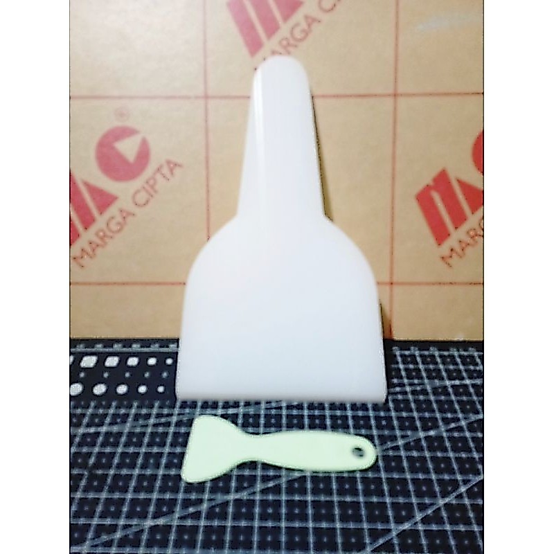 ICE SCRAPPER gagang Alat Pembersih Bunga Es Gagang Kerucut Akrilik Tebal 5 mm KERUCUT tebal 5 mili