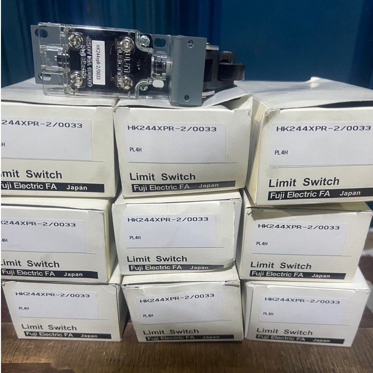 LIMIT SWITCH FUJI HK244XPR-2/0033 ORIGINAL