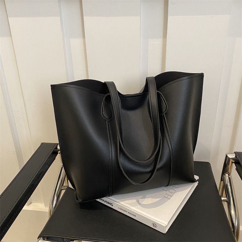 Tas Tote Kapasitas Besar untuk Bepergian ke Tempat Kerja