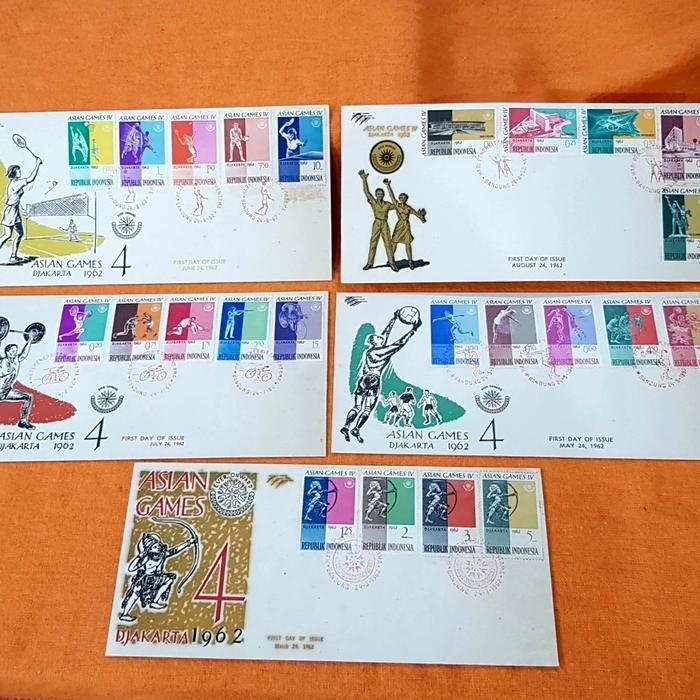 Prangko INDONESIA. SHP ASEAN GAMES, DJAKARTA 1962. Set 5 lembar sampul. Kondisi sebagian agak tropis