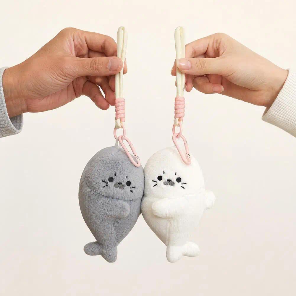 Embroidered Seal Keychain Magnetic Seal Plush Keychain Cute Stuffed Bag Charm Soft Seal Plushie Pent
