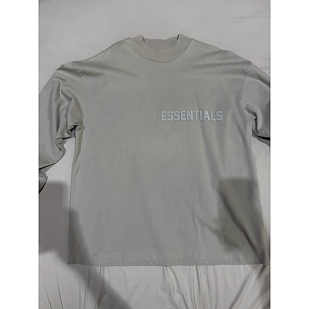 Kaos lengan panjang essentials second