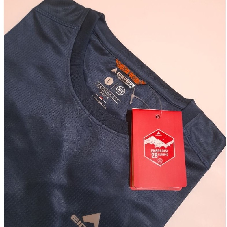 Baselayer eiger 28 gunung tech tees