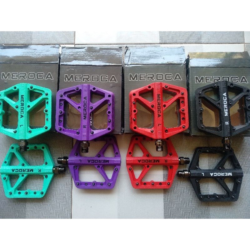 Foto Pedal Flat Meroca tapak lebar anti slip DU bushing & bearing Nylon fiber untuk XC AM enduro