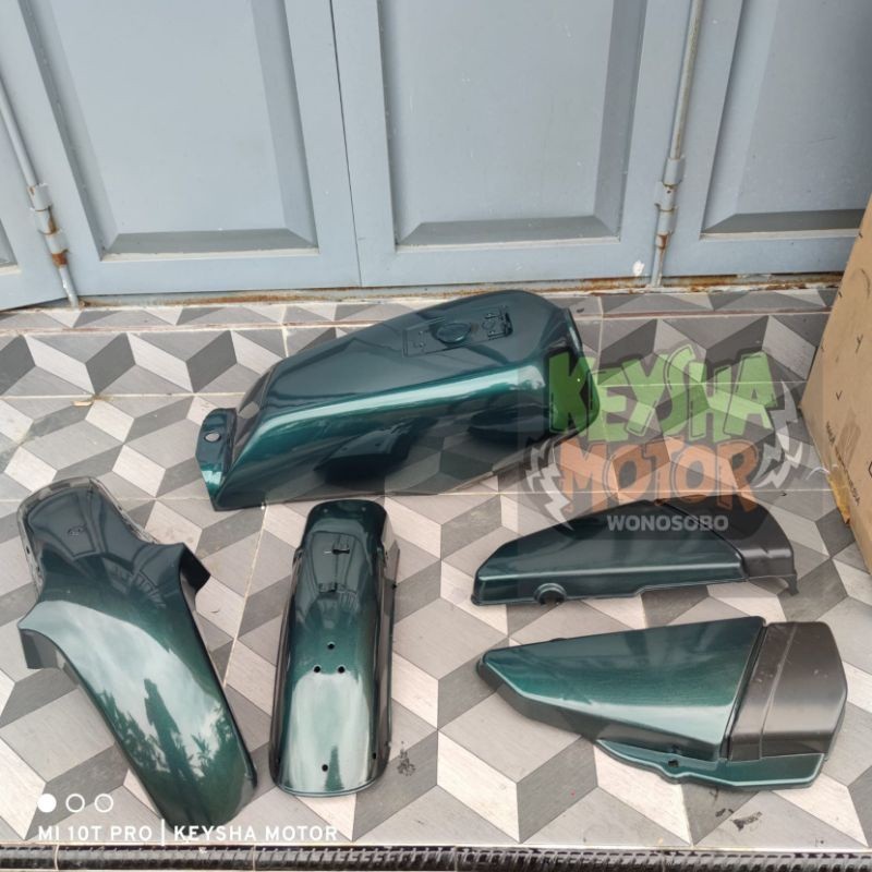 BODY SET RX KING TANGKI RX KING HIJAU SET SPAKBOR